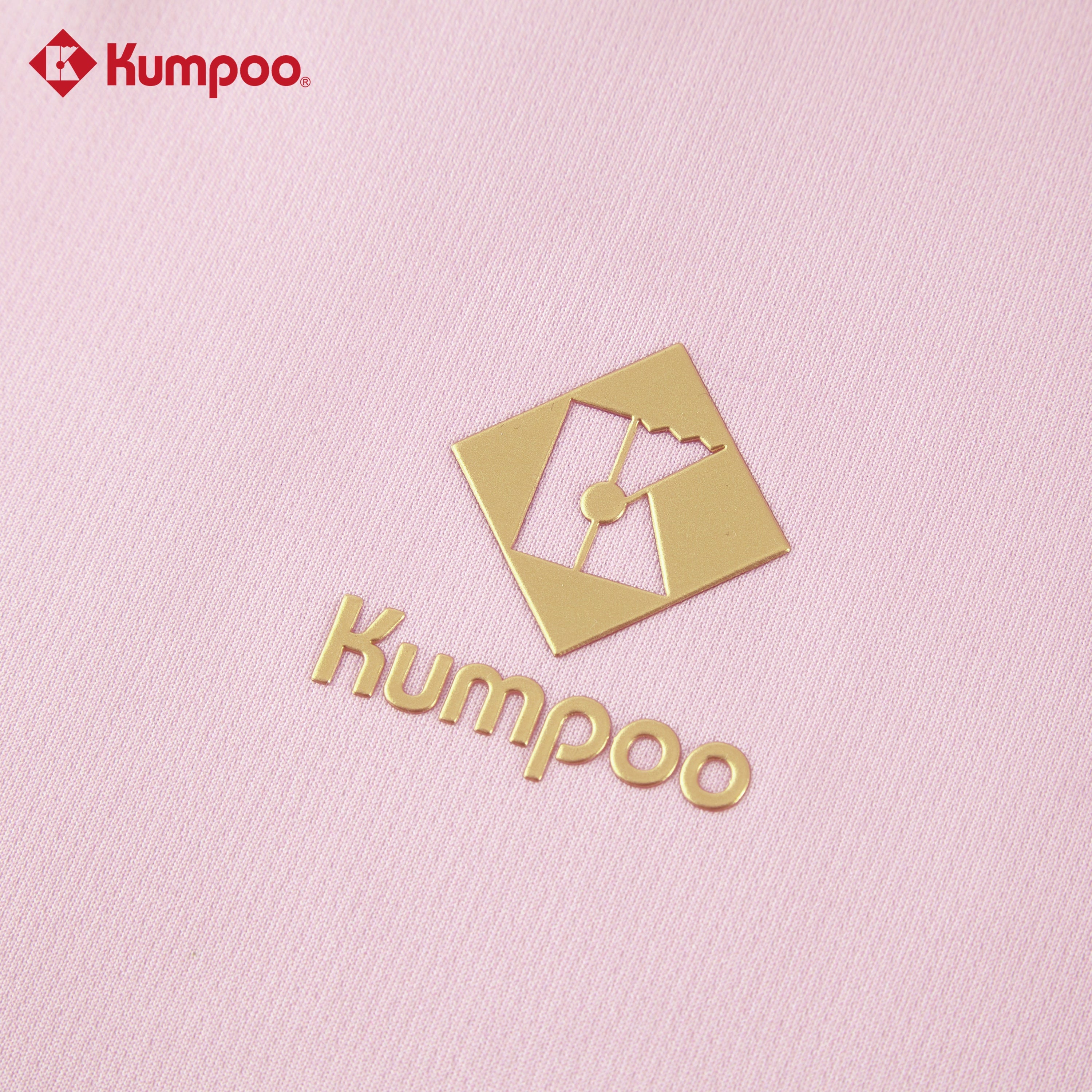 Kumpoo K261W-1532.25th women's T-shirt in white, casual short-sleeve top with round neckline, displayed on a hanger.