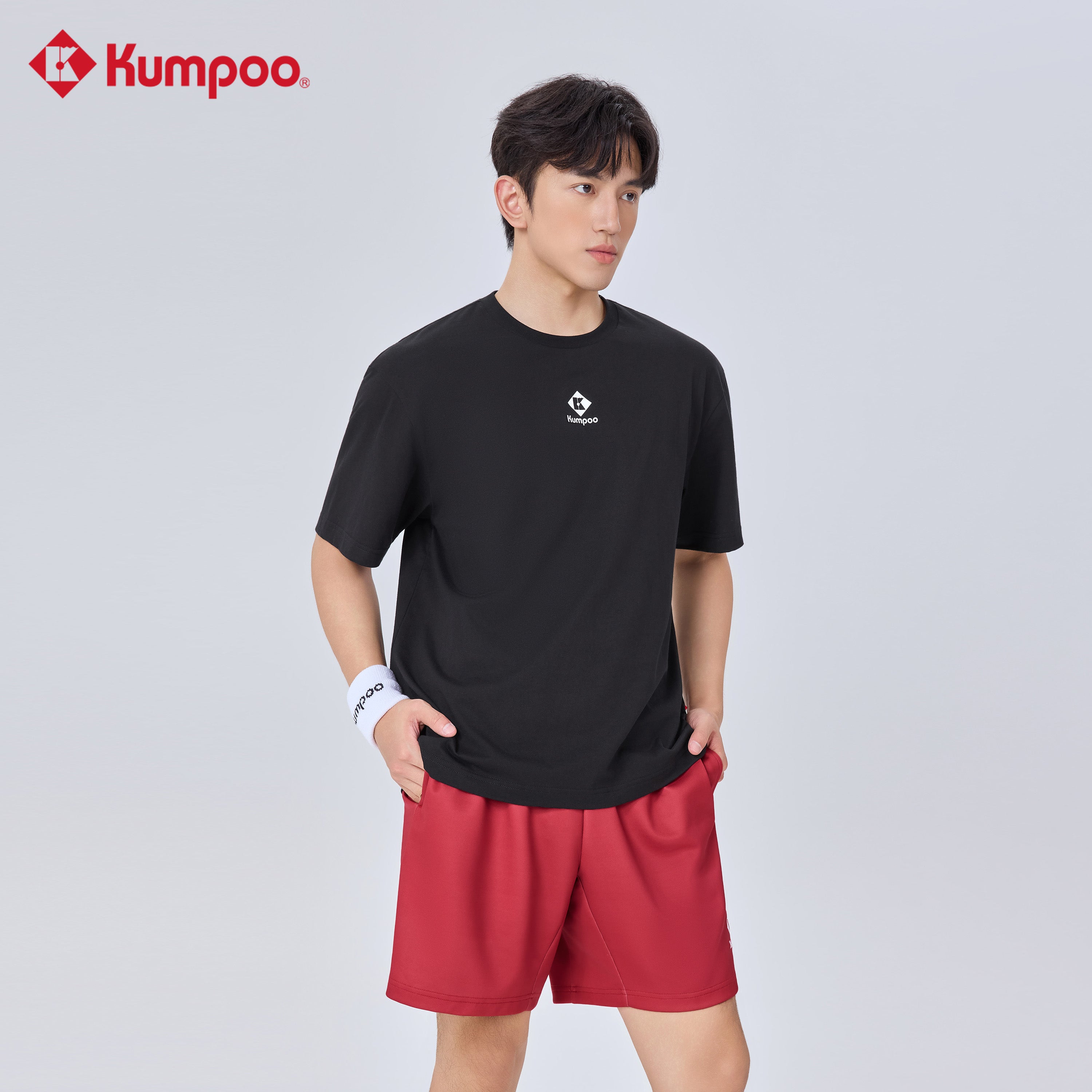Kumpoo K261M-1171 unisex T-shirt in a casual fit, featuring a plain design and comfortable fabric, ideal for everyday wear.