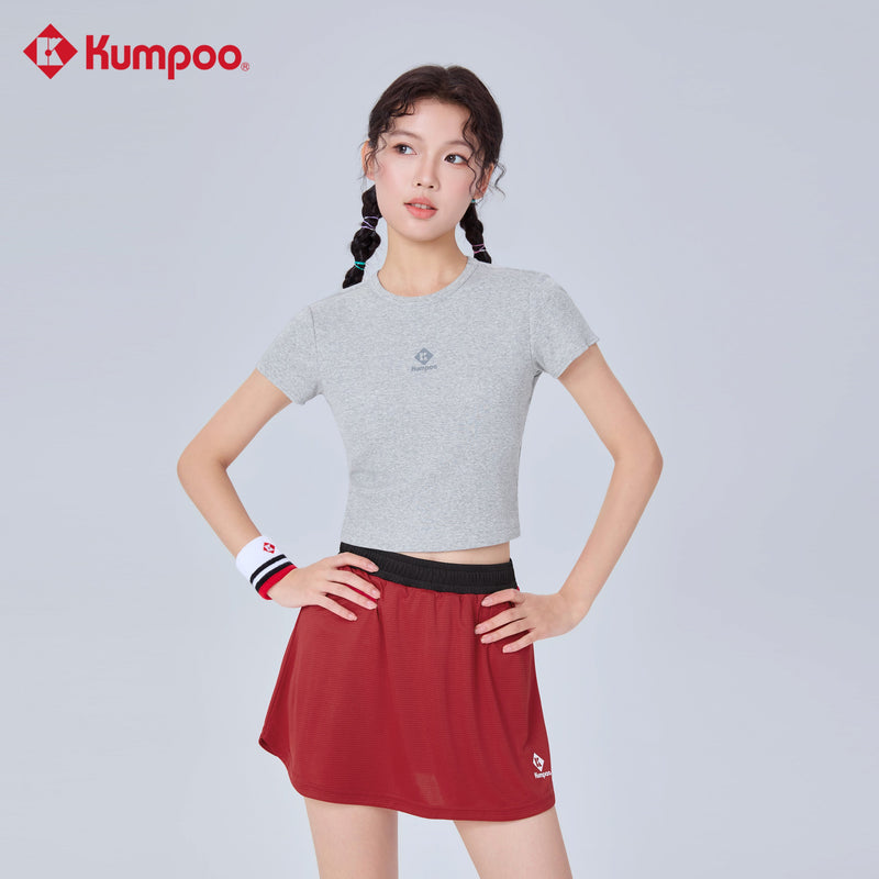 Kumpoo K261W-1140 women's T-shirt in soft fabric, featuring a casual fit and short sleeves, ideal for everyday wear.