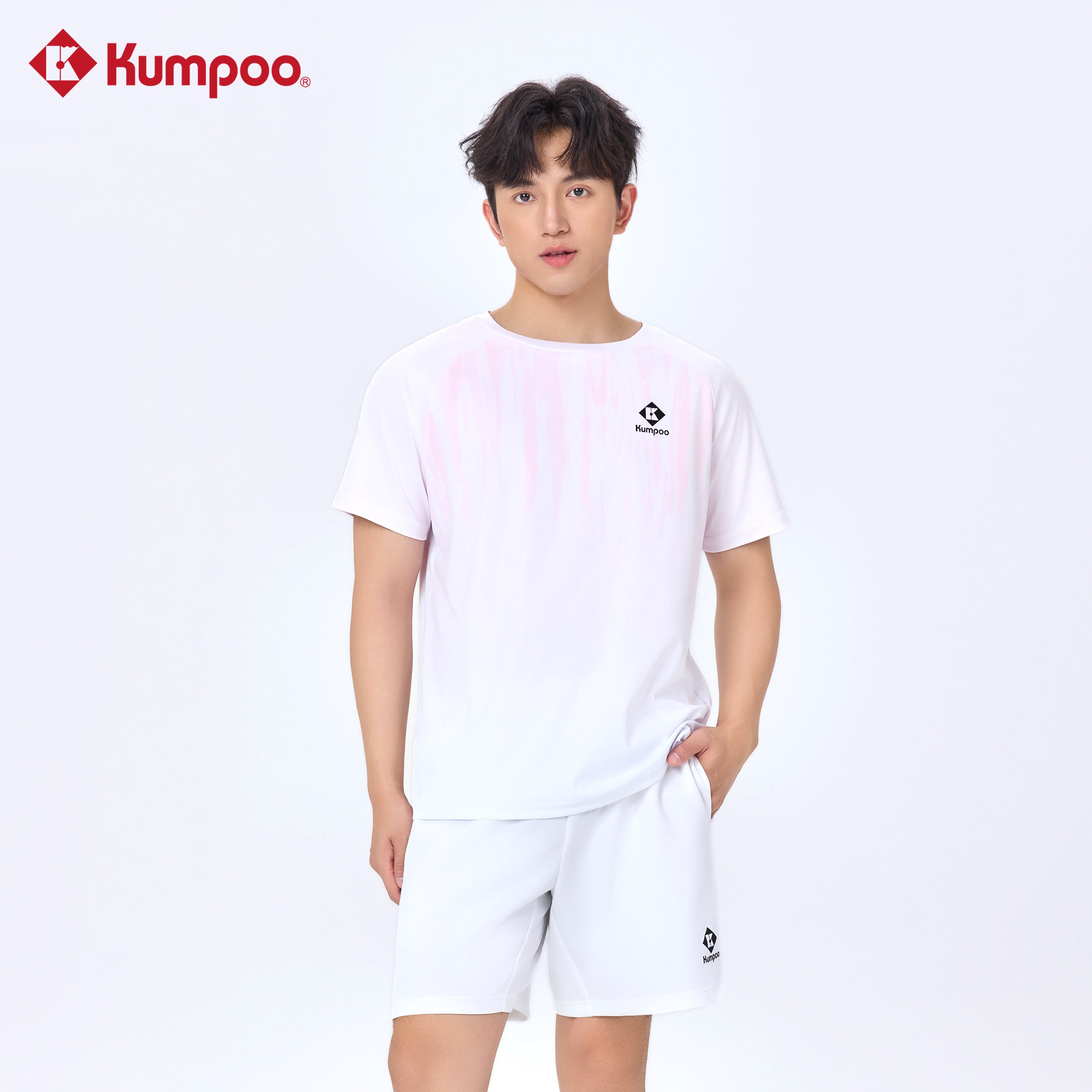 Kumpoo K261W-1567 women's T-shirt in soft fabric, displayed flat with short sleeves and round neckline, in a solid color.