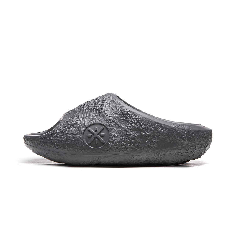 Li-Ning Lunar Rock Lite “Obsidian” Slides