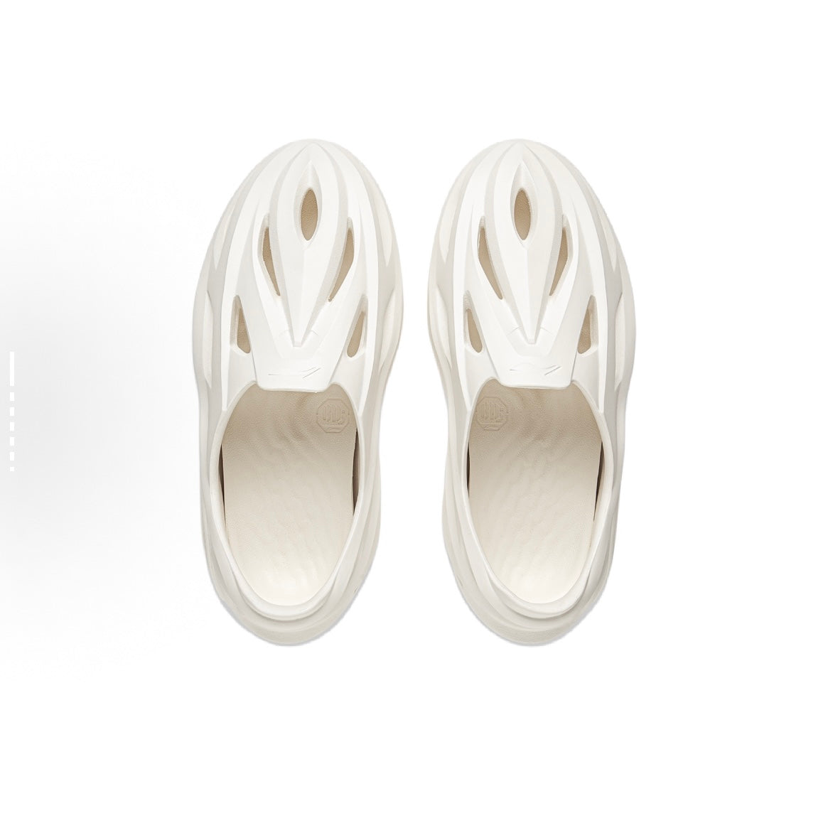 LI-NING BADFIVE dunker croc Pure White