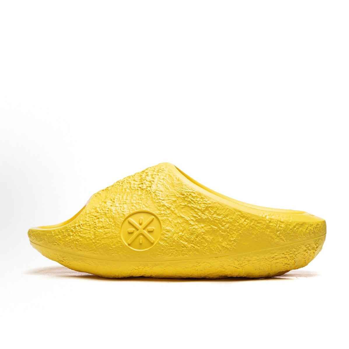 Li-Ning Lunar Rock Lite "Chemical Reaction” Slides